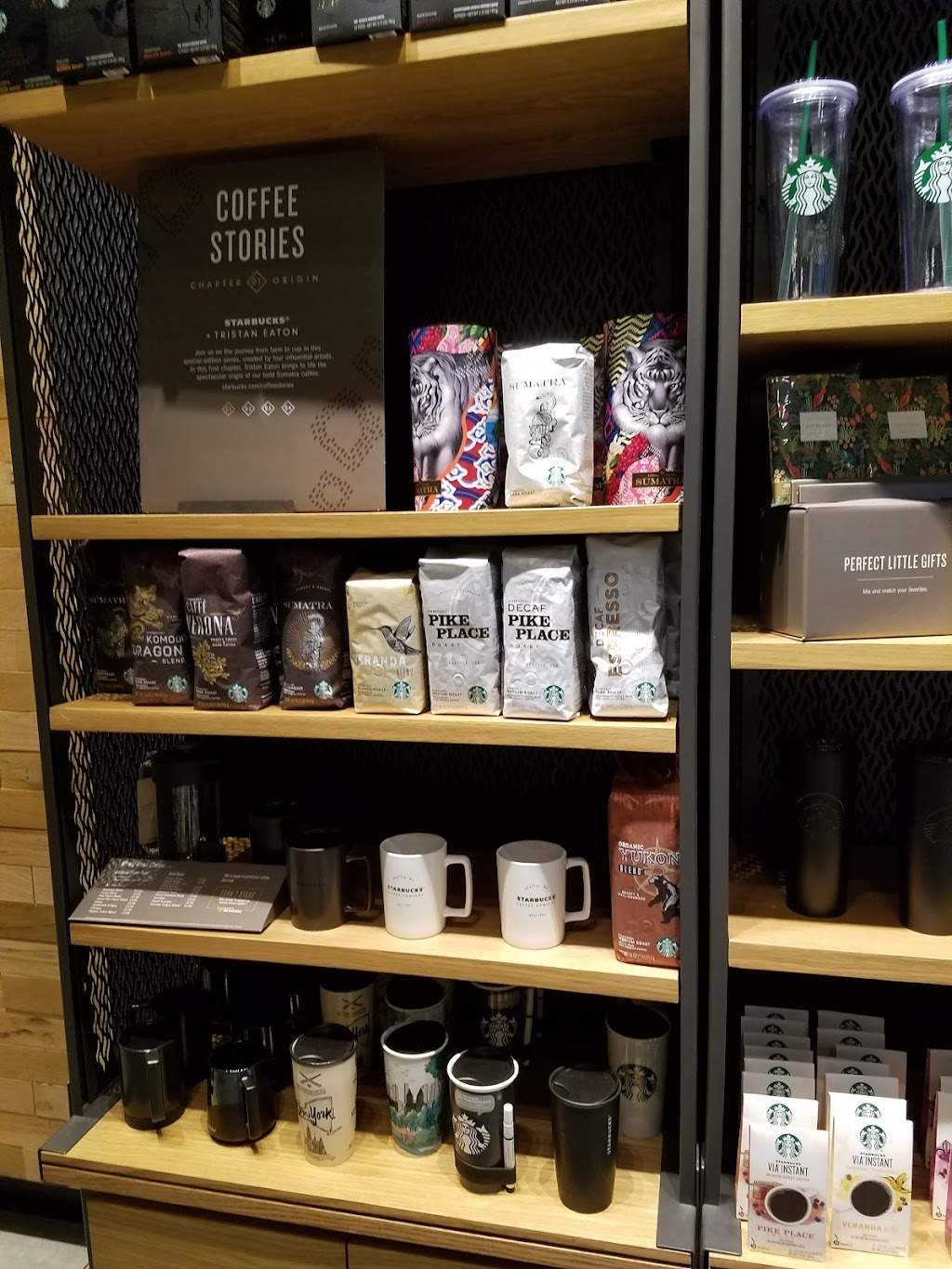 Starbucks | cafe | 3165 Broadway #3167, New York, NY 10027, USA | 9292432549 OR +1 929-243-2549