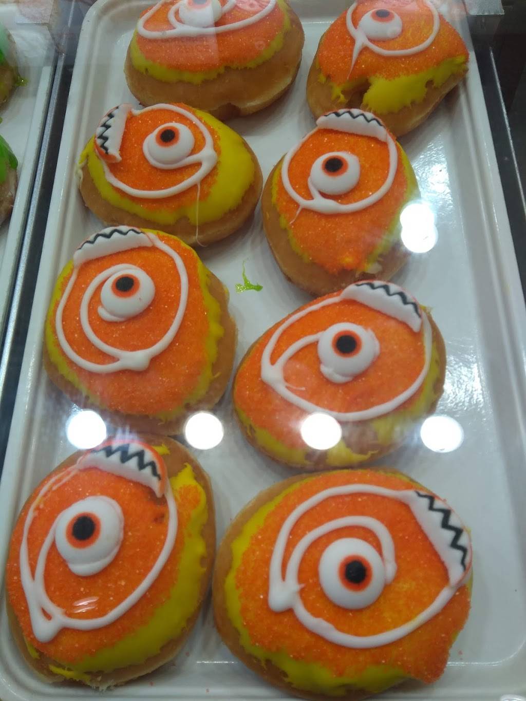 Krispy Kreme | bakery | 1648 Beltline Rd SW, Decatur, AL 35601, USA | 2563010057 OR +1 256-301-0057