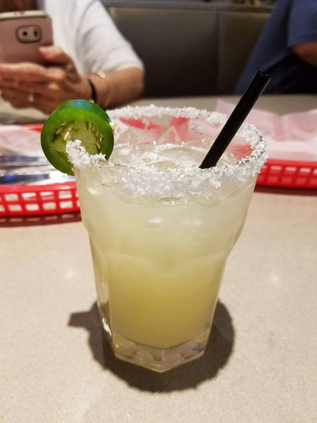 Pluckers Wing Bar | restaurant | 1709 Cross Roads Dr, Grapevine, TX 76051, USA | 8174162473 OR +1 817-416-2473