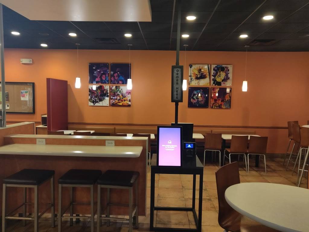 Taco Bell | meal takeaway | 114 Shaler Dr, Waupun, WI 53963, USA | 9203243070 OR +1 920-324-3070