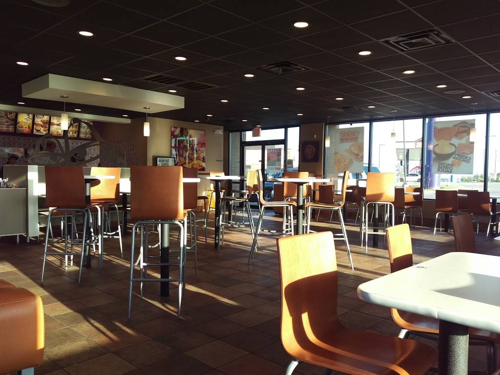 Taco Bell | meal takeaway | 2440 Main St, Boonville, MO 65233, USA | 6608828484 OR +1 660-882-8484