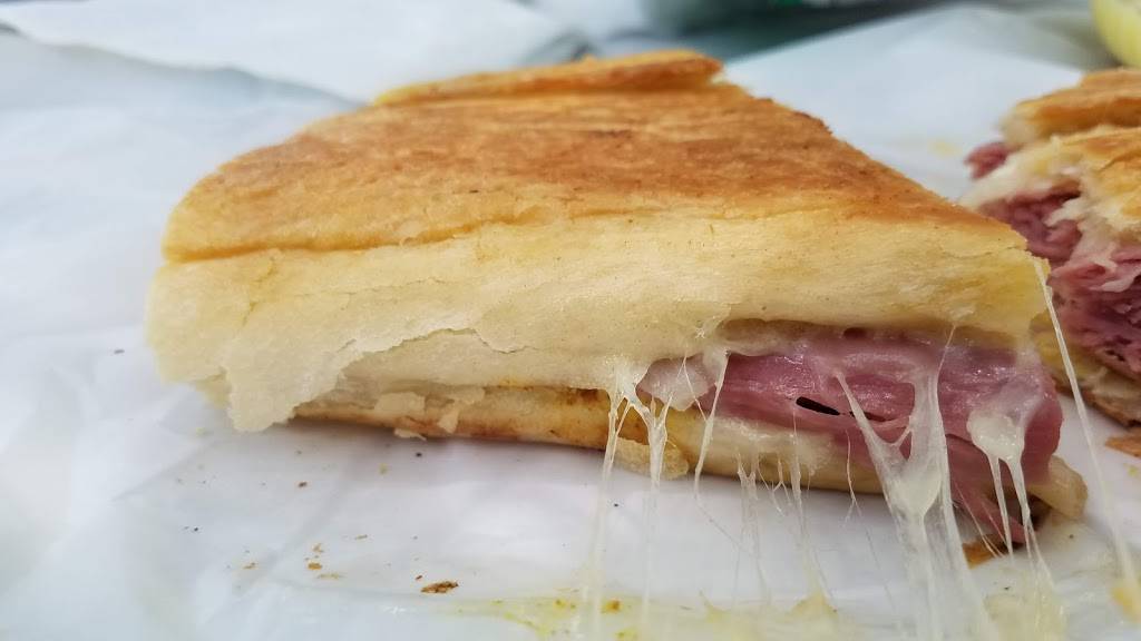 Larrys Deli & Sandwich Shop | meal takeaway | Does not have handicapped accessable for wheelchairs, 4526 Land O Lakes Blvd, Land O Lakes, FL 34639, USA | 8139963976 OR +1 813-996-3976