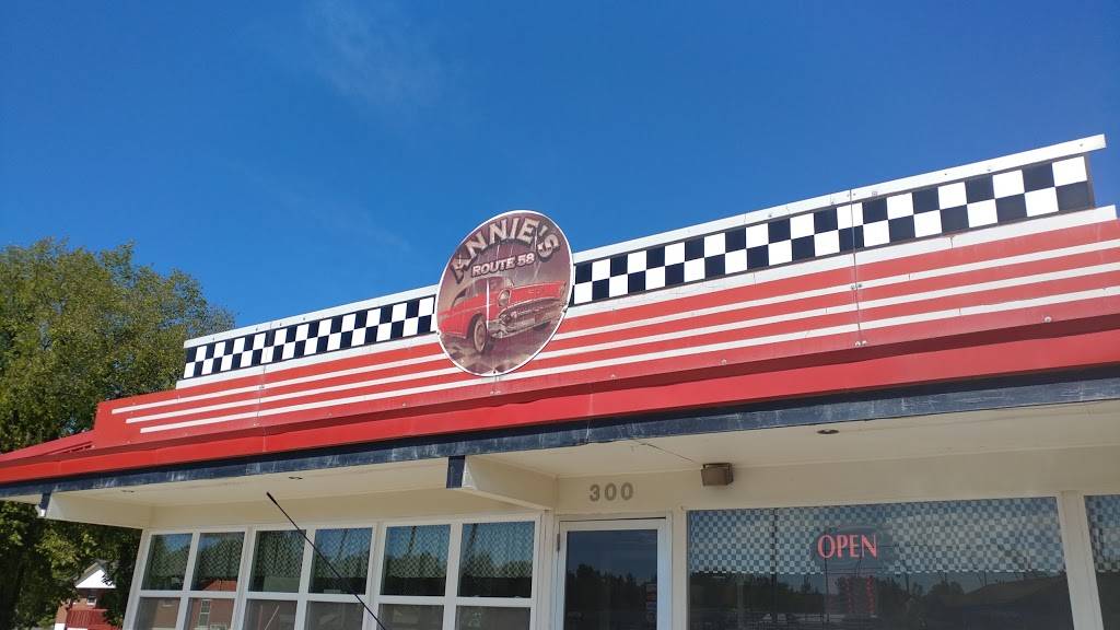 58 Diner | restaurant | 300 E 10th St, Holden, MO 64040, USA | 8167324019 OR +1 816-732-4019