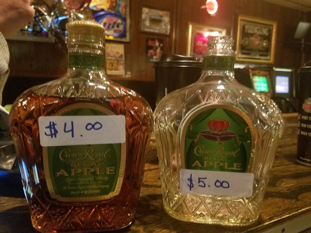Uncl Chucks Bar & Grill | restaurant | 149 Brighton Ave, Rochester, PA 15074, USA | 7247750210 OR +1 724-775-0210