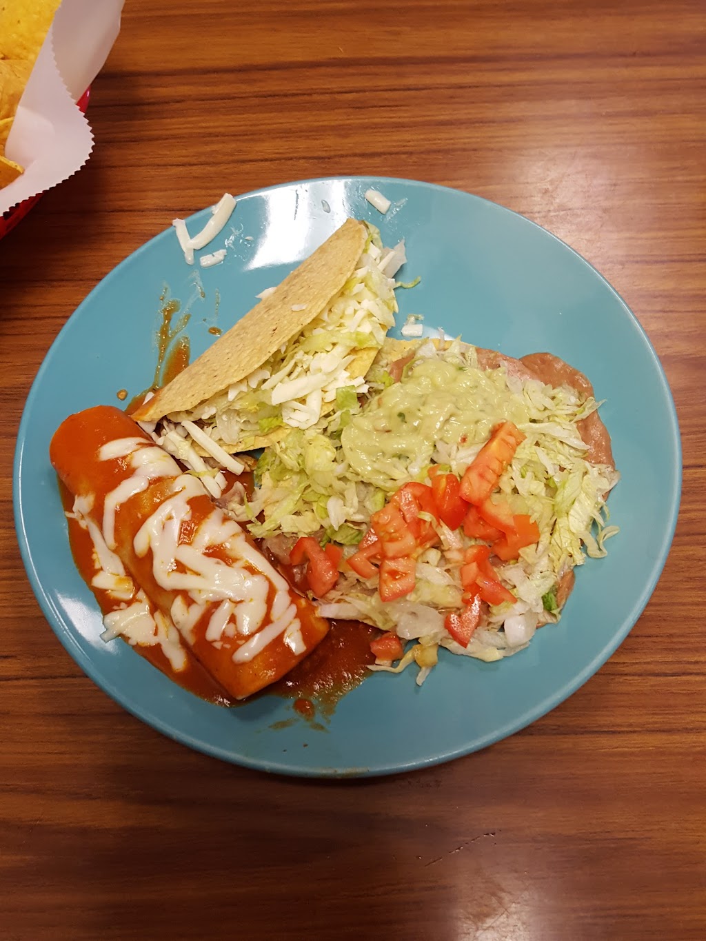Yopos mexican restaurant | restaurant | 119 S 1st St, Osborne, KS 67473, USA | 7853465880 OR +1 785-346-5880