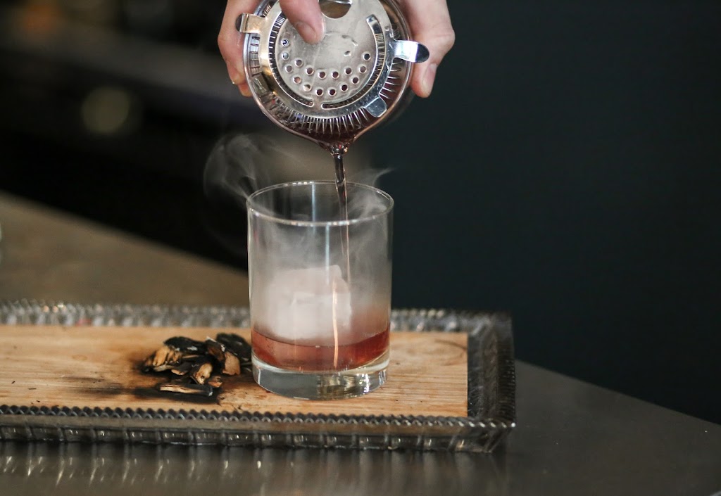 Three Toms’ Tavern | restaurant | 112 N Broad St, Thomasville, GA 31792, USA | 2292368667 OR +1 229-236-8667