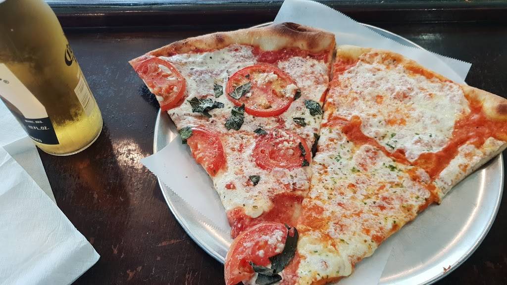 Front Street Pizza | cafe | 80 Front St, Brooklyn, NY 11201, USA | 7188753700 OR +1 718-875-3700