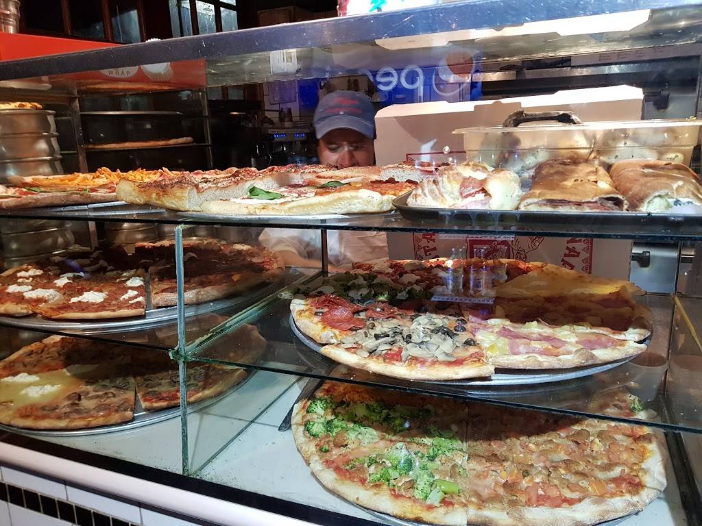Napoli Pizza & Pasta | meal delivery | 33-02 35th Ave, Astoria, NY 11106, USA | 7184721146 OR +1 718-472-1146