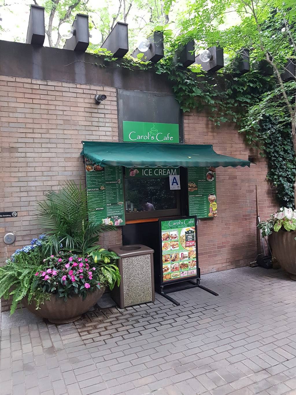 Carols Cafe | restaurant | 217 E 51st St, New York, NY 10022, USA | 9177750535 OR +1 917-775-0535