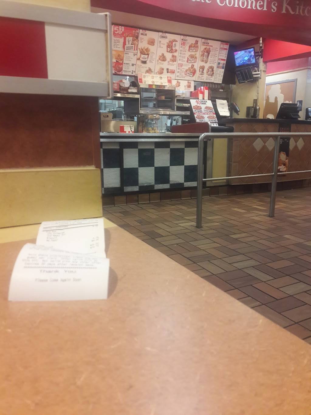 A&W | restaurant | 7272 International Blvd, Oakland, CA 94621, USA | 5106353100 OR +1 510-635-3100