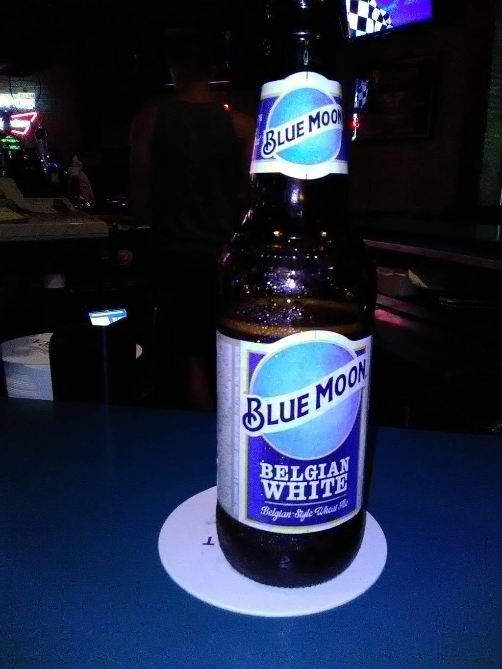 Flyers Bar & Grill | restaurant | 6298 Pearl Rd, Parma Heights, OH 44130, USA | 4408421964 OR +1 440-842-1964