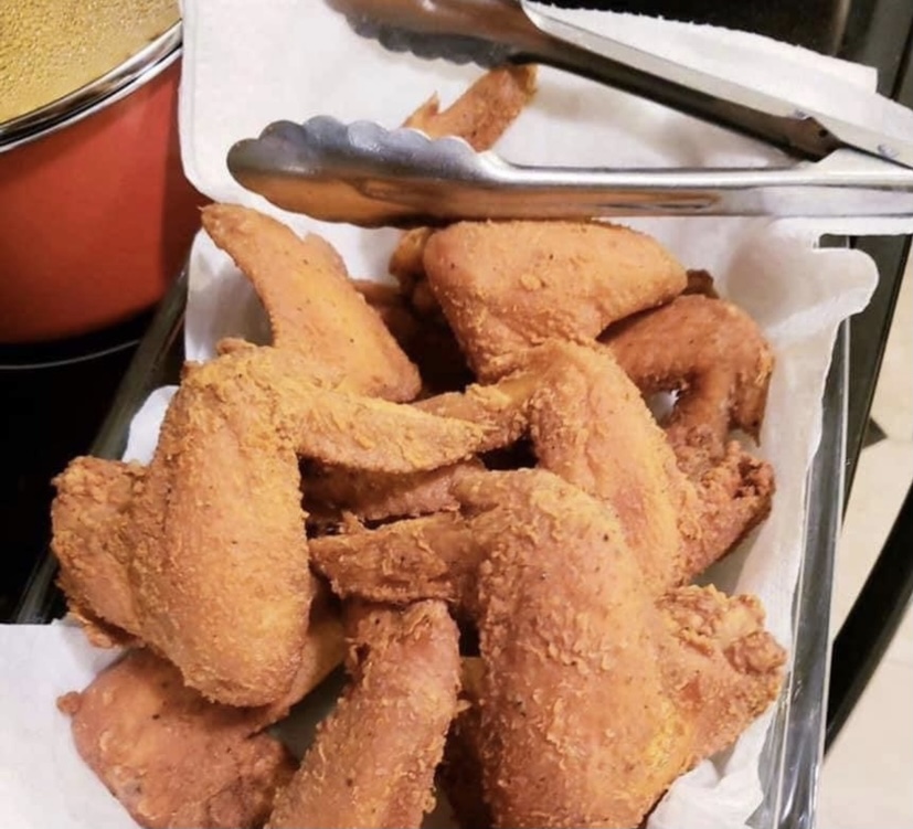 Ms. Emmetts Legendary Kitchen | restaurant | Nashville, Meadows Rd, Portland, TN 37148, USA | 2708505521 OR +1 270-850-5521