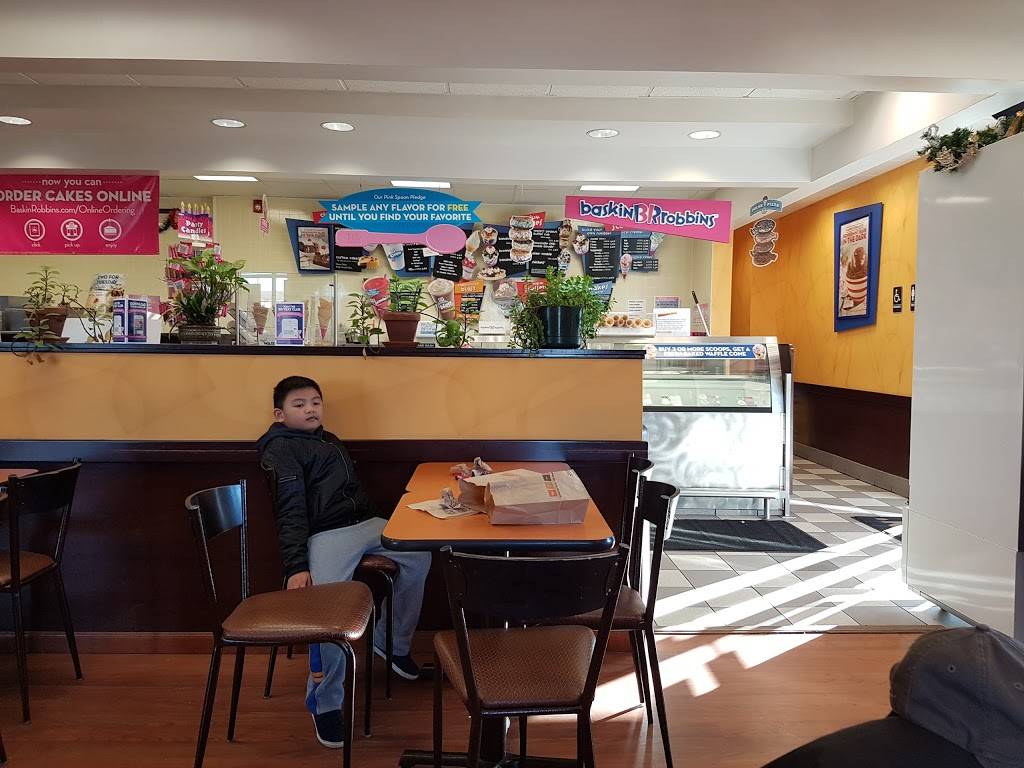 Dunkin Donuts | cafe | 250 Bergen Turnpike, Little Ferry, NJ 07643, USA | 2013730373 OR +1 201-373-0373