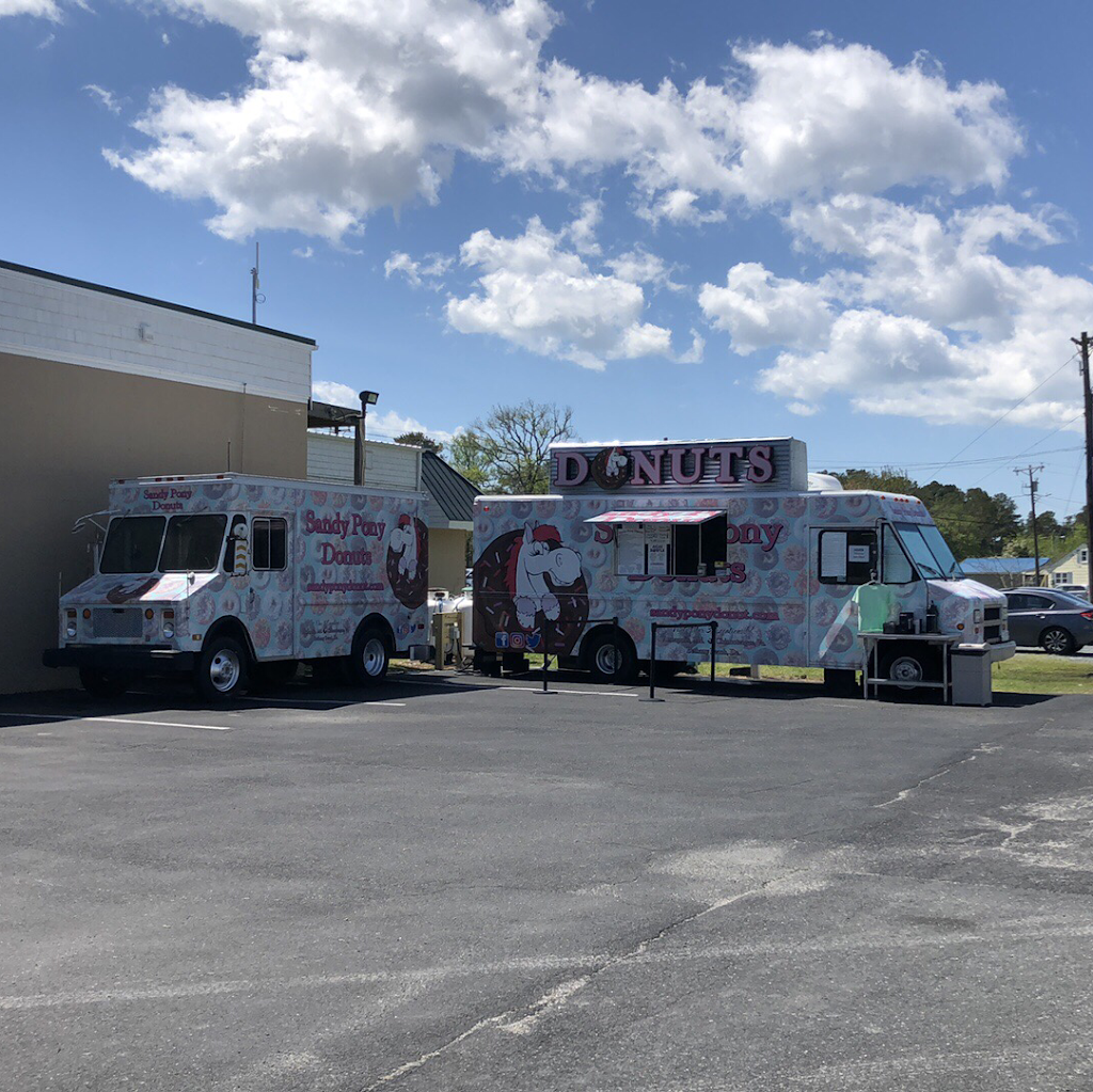 Sandy Pony Donuts | bakery | 6300 Maddox Blvd, Chincoteague, VA 23336, USA | 4104745885 OR +1 410-474-5885