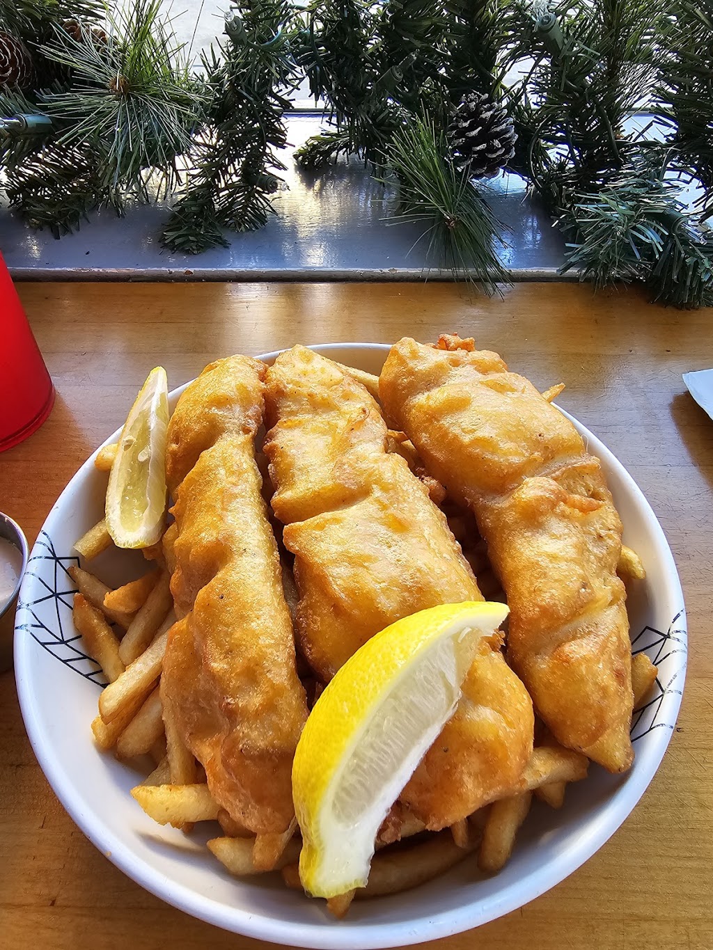 NDMK Fish House | restaurant | 109 Clarissa Ave, Avalon, CA 90704, USA | 3105101275 OR +1 310-510-1275