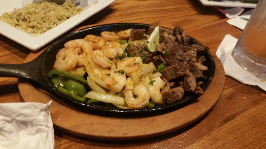 Chilis Grill & Bar | meal takeaway | 15201 Trenton Rd, Southgate, MI 48195, USA | 7342811624 OR +1 734-281-1624