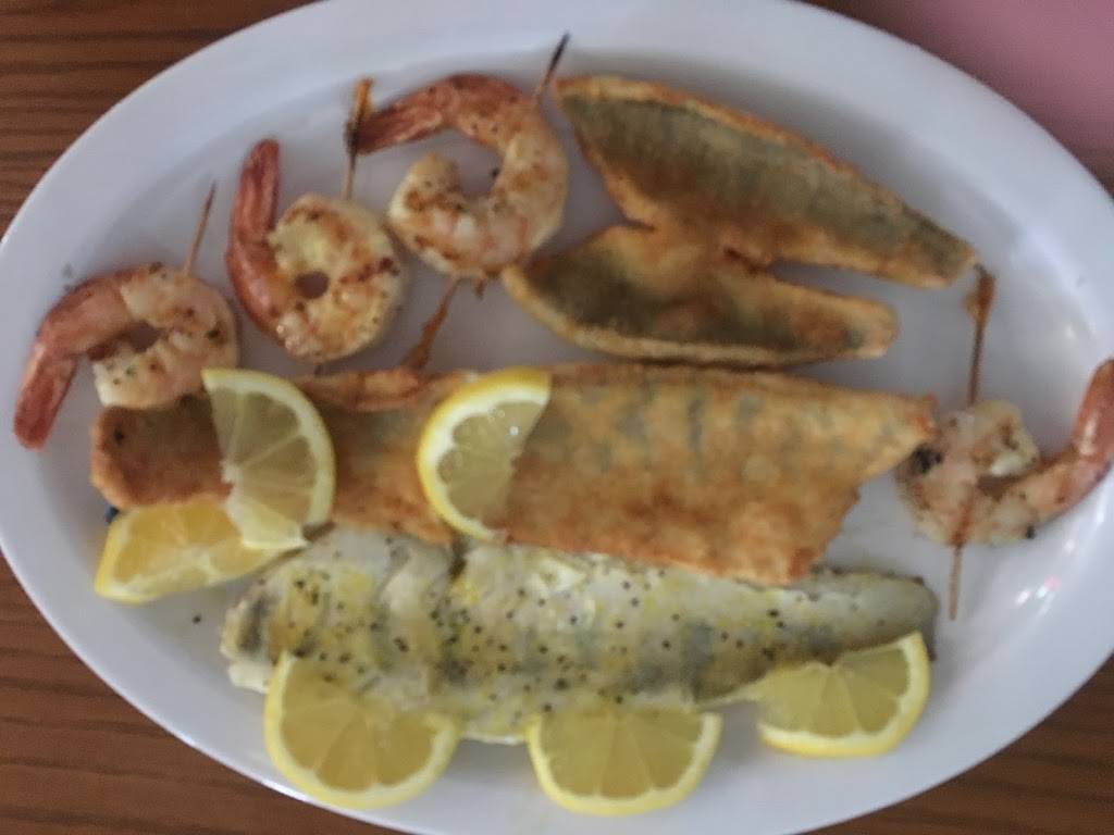 Thunder Lake Bar & Grill | restaurant | W12784 County Hwy W, Crivitz, WI 54114, USA | 7157572301 OR +1 715-757-2301