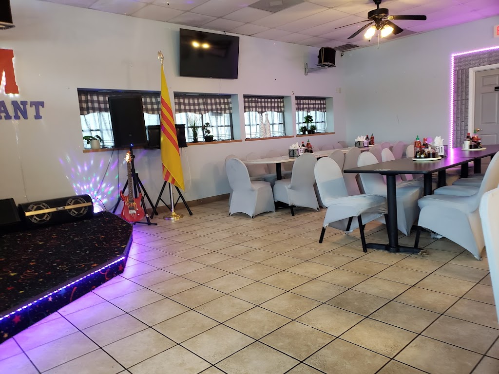PHO MC 2 | restaurant | 1750 N Broadway Suite 500, Wichita, KS 67214, USA | 3162641708 OR +1 316-264-1708