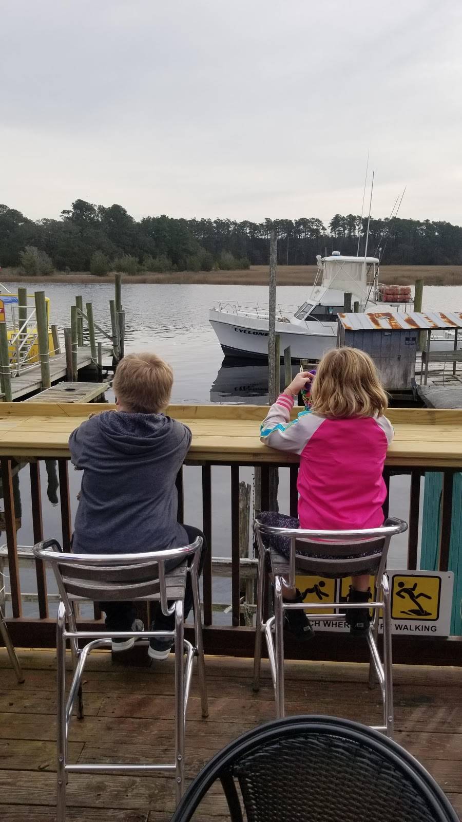 Buzzs Roost Little River | restaurant | 4498 Water Front Ave, Little River, SC 29566, USA | 8432734057 OR +1 843-273-4057