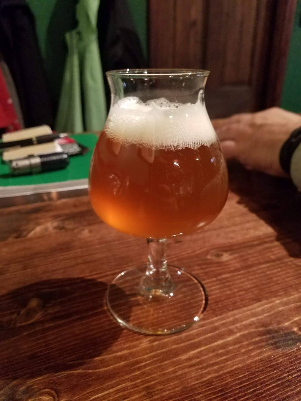 Mollys Pint Brewpub | restaurant | 12 N 13th St, Murphysboro, IL 62966, USA | 6189676267 OR +1 618-967-6267