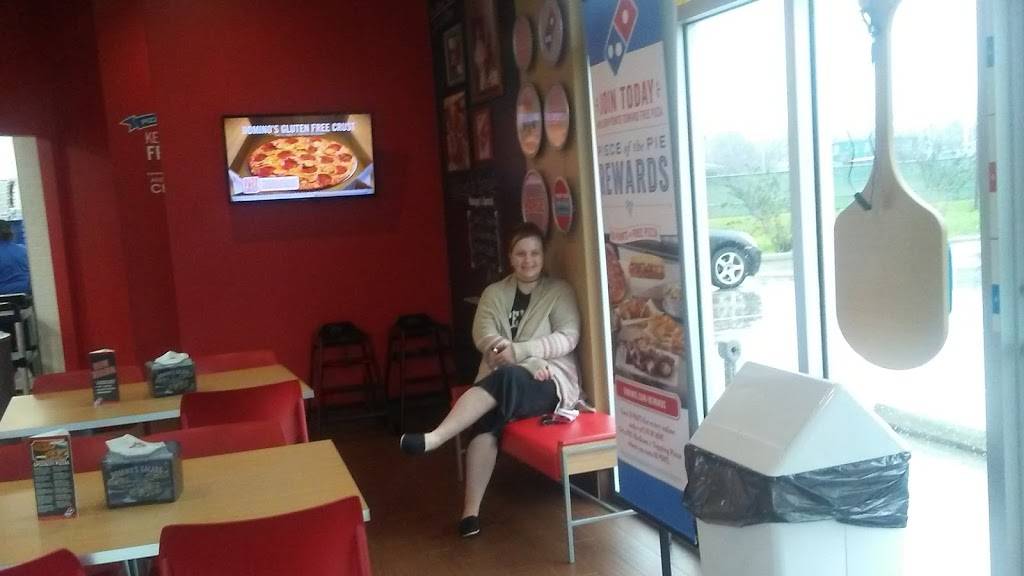Dominos Pizza | meal delivery | 905 N Brooks St, Brazoria, TX 77422, USA | 9797981500 OR +1 979-798-1500