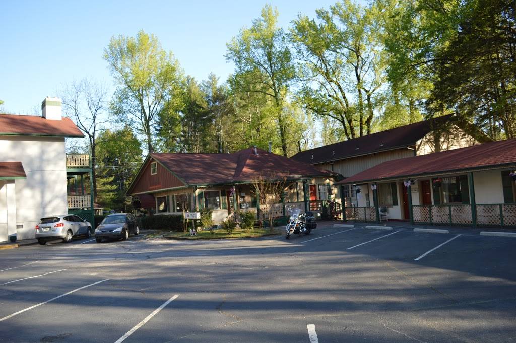 Hofbrau Riverfront Hotel | restaurant | 8949 N Main St, Helen, GA 30565, USA | 7068782184 OR +1 706-878-2184