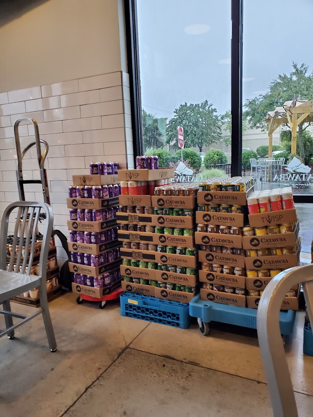 Catawba Brewing Company Wilmington | restaurant | 4712 New Centre Dr, Wilmington, NC 28405, USA | 9106608721 OR +1 910-660-8721