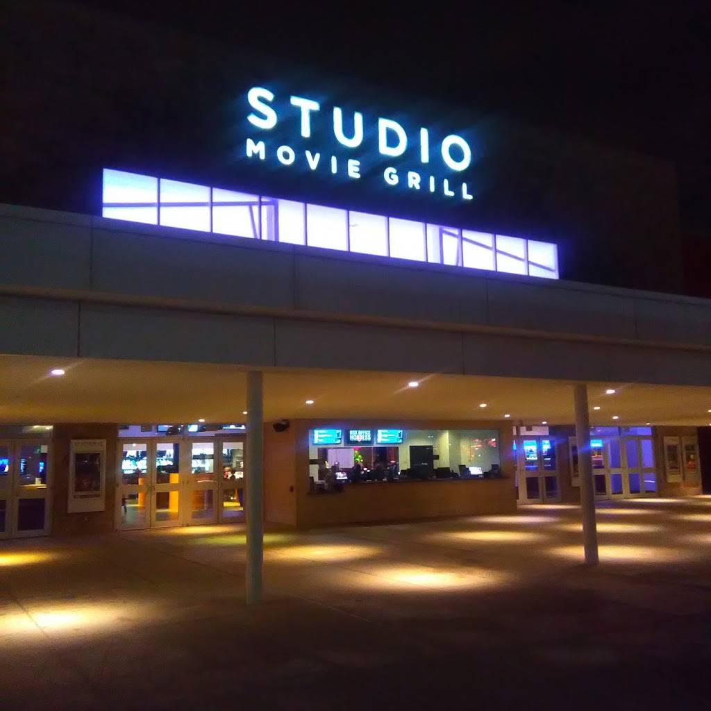 Studio Movie Grill Northwest Highway Restaurant 10110
