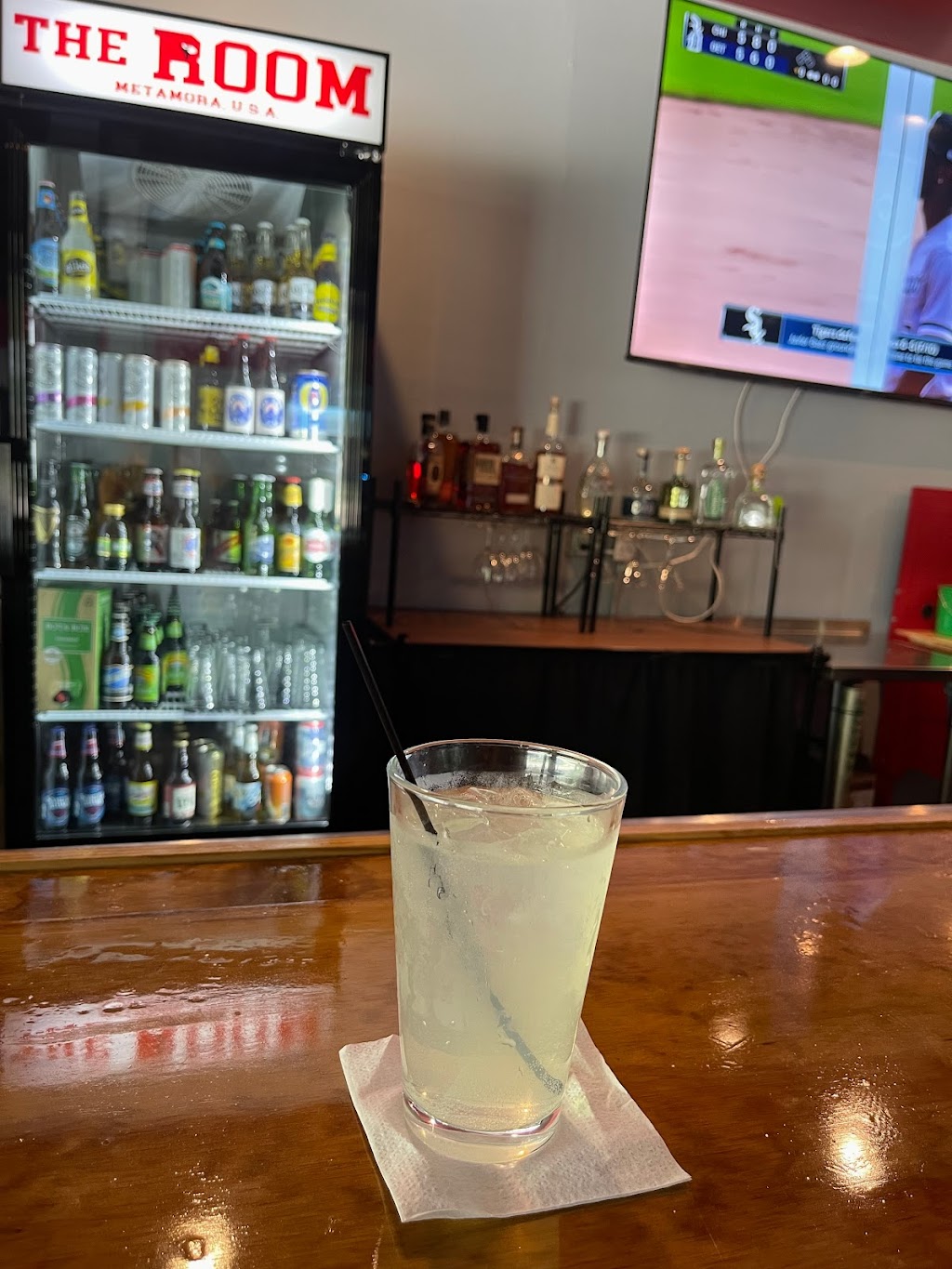 The Room | restaurant | 110 E Mt Vernon St, Metamora, IL 61548, USA | 3093672255 OR +1 309-367-2255