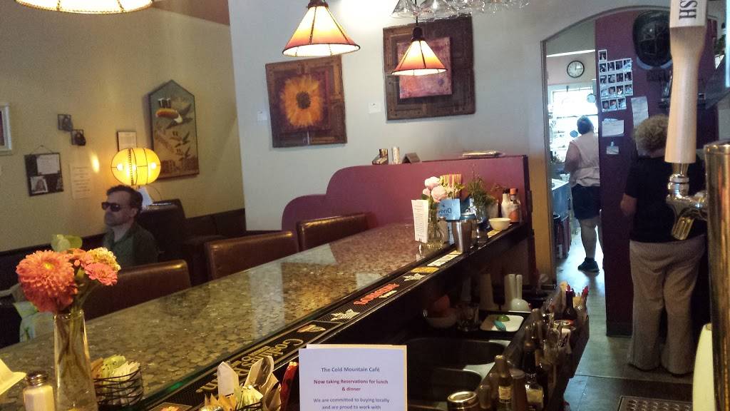 Cold Mountain Cafe | restaurant | 2015 Main St, Bethlehem, NH 03574, USA | 6038692500 OR +1 603-869-2500