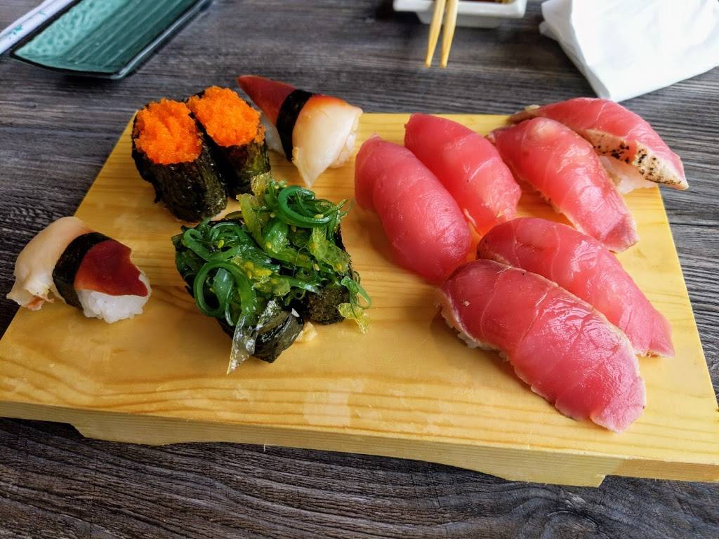 Momiji Sushi Bento Teriyaki | restaurant | 7349 NE Imbrie Dr, Hillsboro, OR 97124, USA | 5033726056 OR +1 503-372-6056