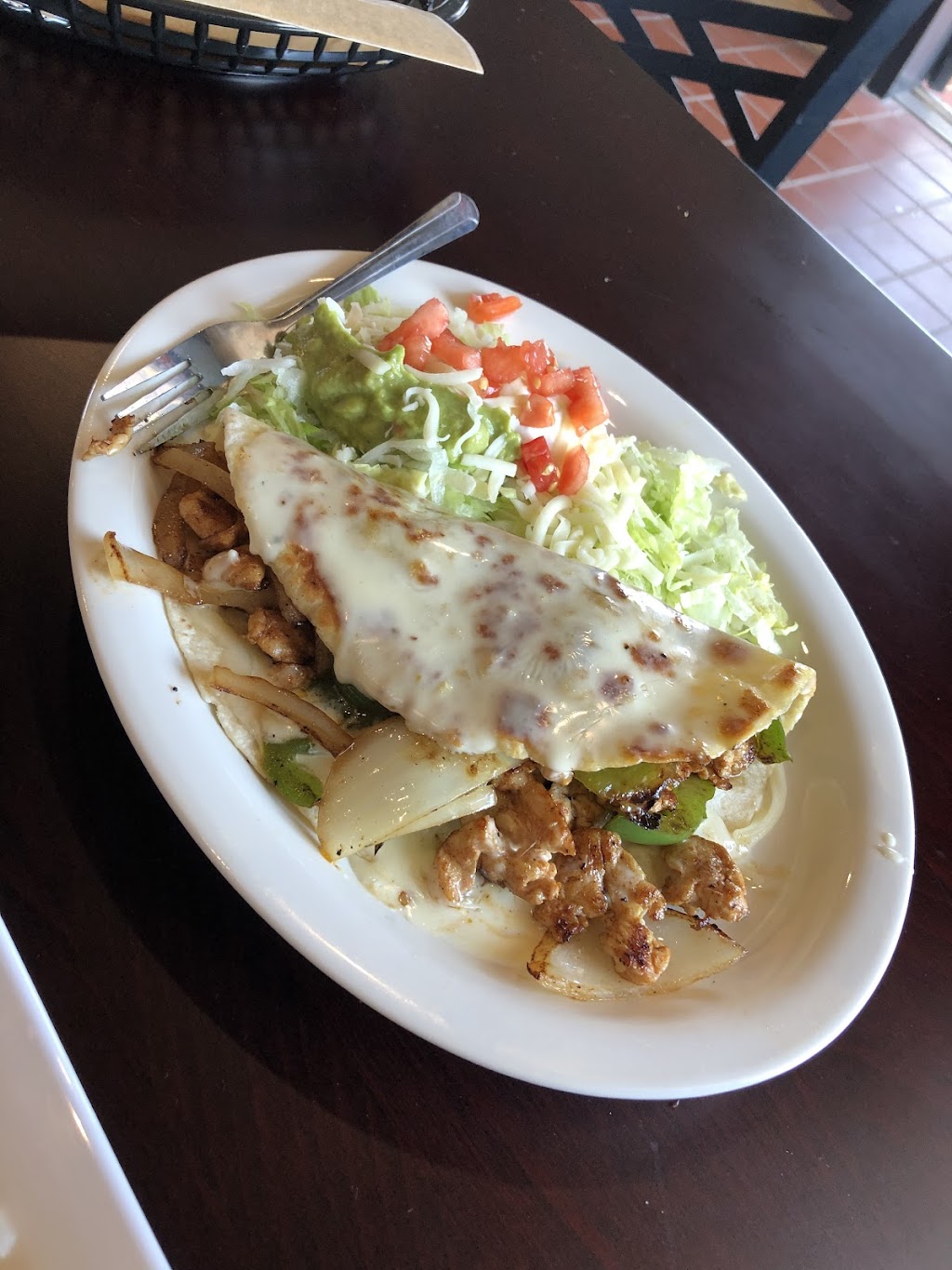 La cazuela mexican cuisine oneonta | restaurant | 2461 2nd Ave E, Oneonta, AL 35121, USA | 2052740477 OR +1 205-274-0477