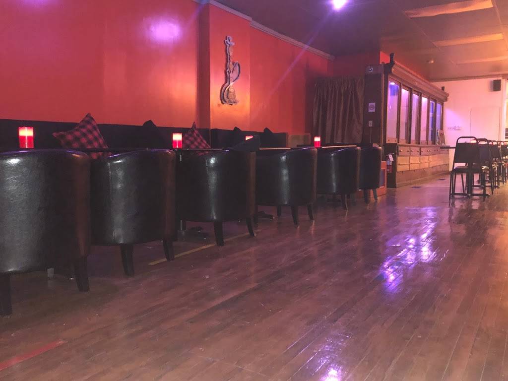 Aroma Lounge & Cafe | restaurant | 44 W Broad St, Bethlehem, PA 18018, USA | 4847192613 OR +1 484-719-2613