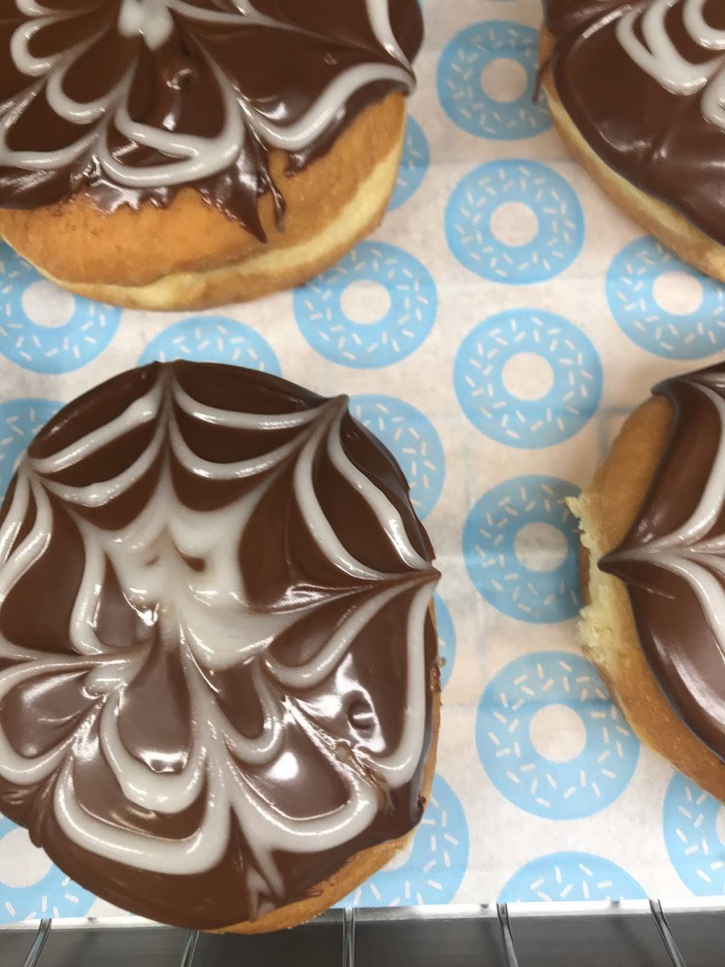 Dunkin | bakery | 3490 Bayside Lakes Blvd SE, Palm Bay, FL 32909, USA | 3219144071 OR +1 321-914-4071