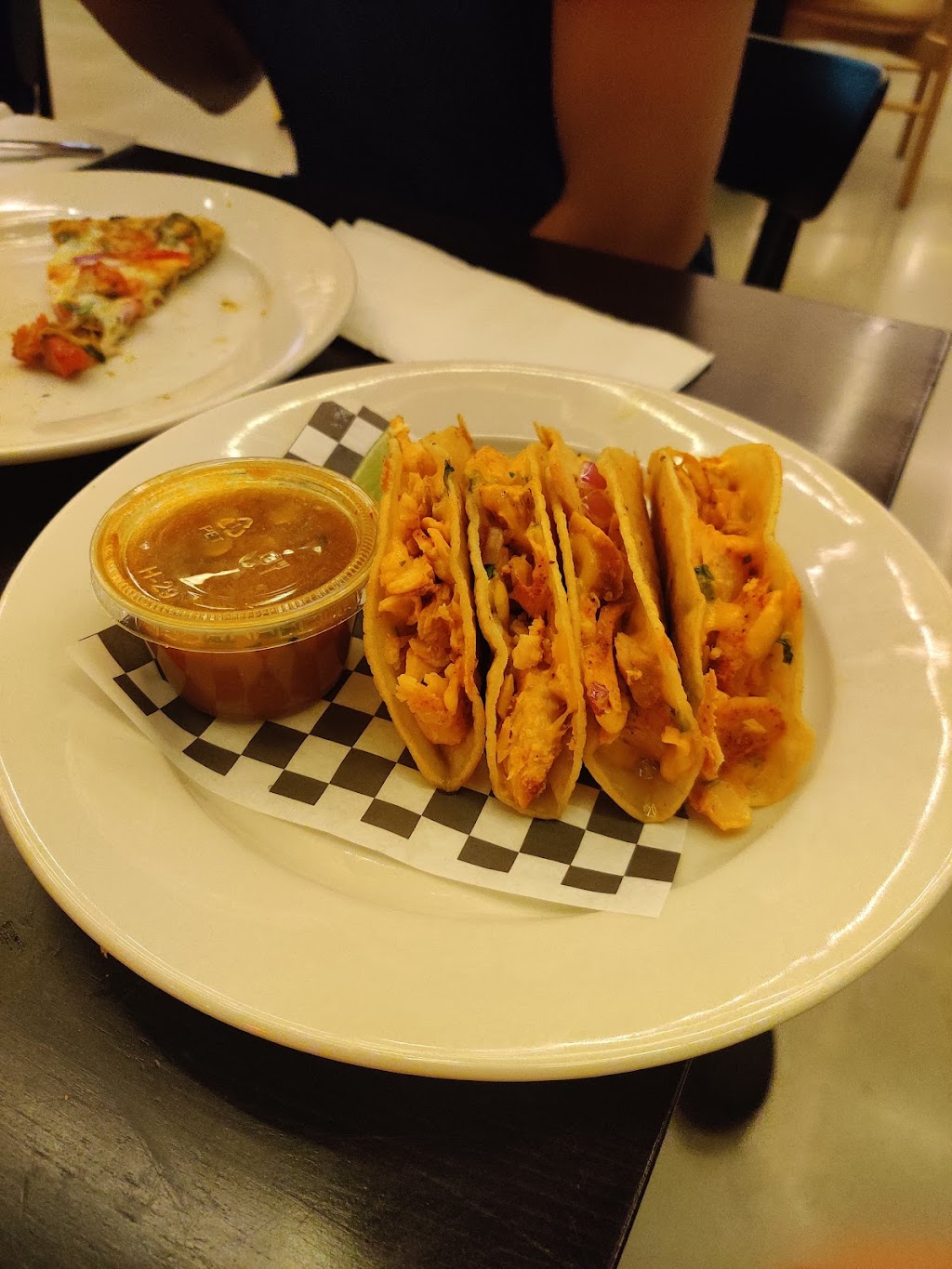 Pretty Little Tacos | restaurant | 1197 Peachtree St NE Ste 150, Atlanta, GA 30309, USA