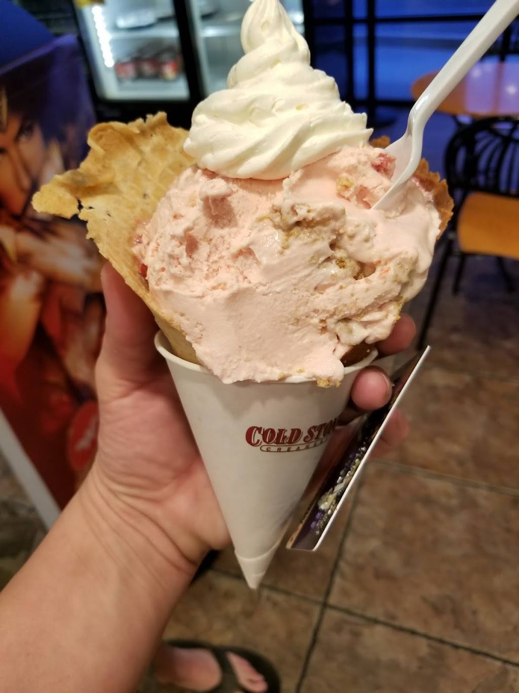 Cold Stone Creamery | bakery | 708 Center Dr Ste 101, San Marcos, CA 92069, USA | 7607437735 OR +1 760-743-7735