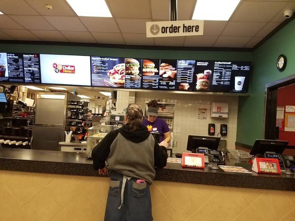 McDonalds | cafe | 150 Plaza Park Rd, Lebanon Junction, KY 40150, USA | 5028332007 OR +1 502-833-2007