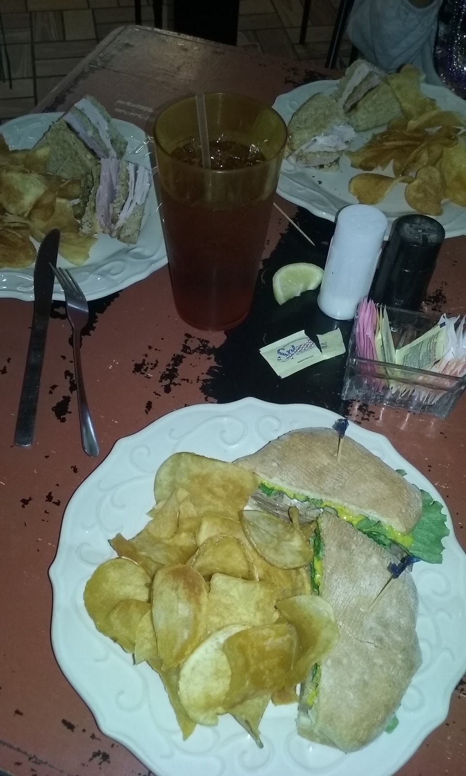 The Daily Grind | cafe | 2678, 4820 Poplar Springs Dr Suite B, Meridian, MS 39305, USA | 6014858099 OR +1 601-485-8099