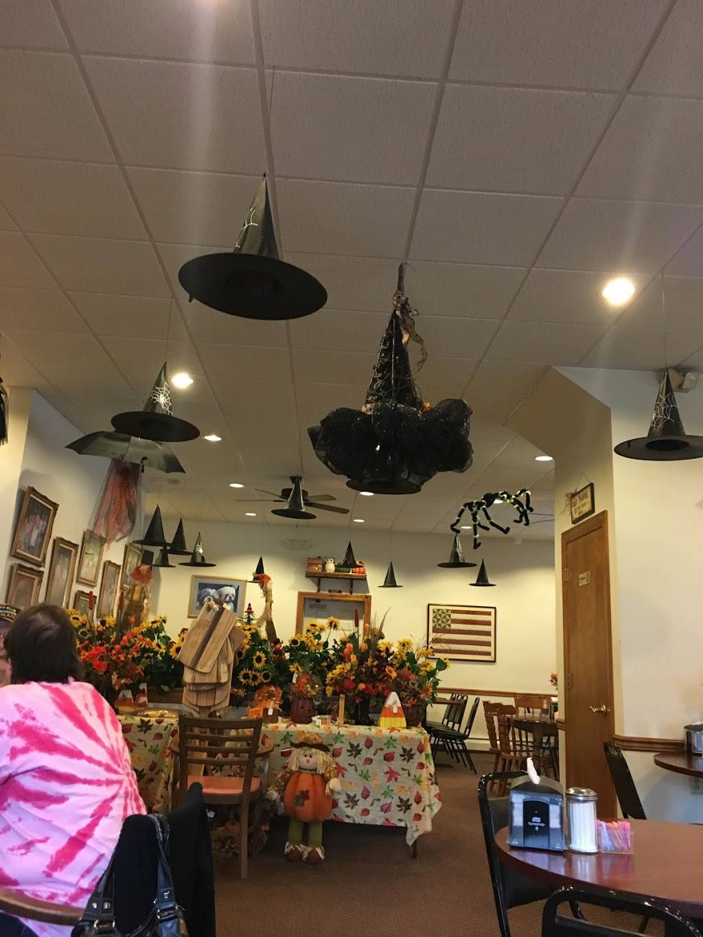 Pams Restaurant | restaurant | 123 E Main St, Dushore, PA 18614, USA | 5709287228 OR +1 570-928-7228
