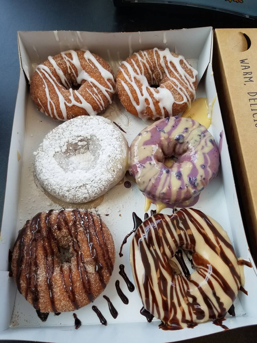 Duck Donuts - Cross Hill Market | bakery | Cross Hill Market, 702 Cross Hill Rd 100 B, Columbia, SC 29205, USA | 8038887424 OR +1 803-888-7424