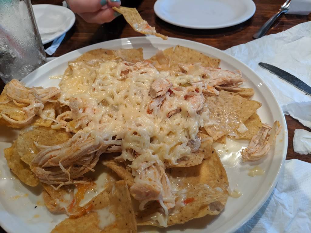 El Potrero | restaurant | 247 N 8th St #120, Lincoln, NE 68508, USA | 4024774551 OR +1 402-477-4551