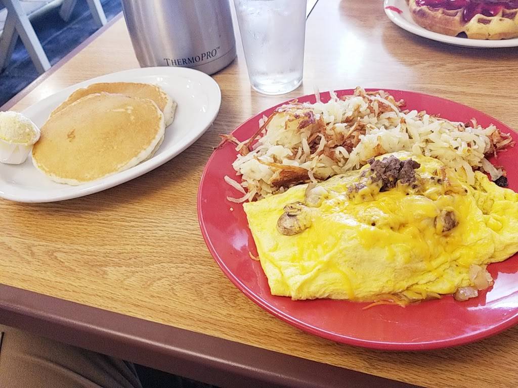 Egg House Cafe | cafe | 6418 Bass Lake Rd, Crystal, MN 55428, USA | 7635356202 OR +1 763-535-6202