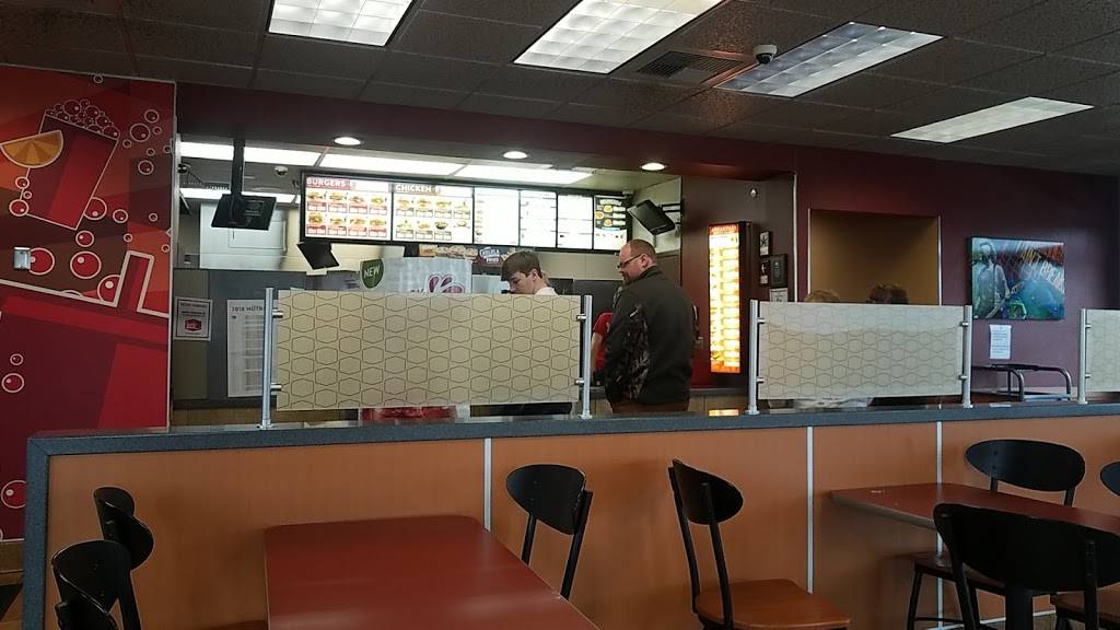 Jack in the Box | restaurant | 110 N Arney Rd, Woodburn, OR 97071, USA | 5039813338 OR +1 503-981-3338