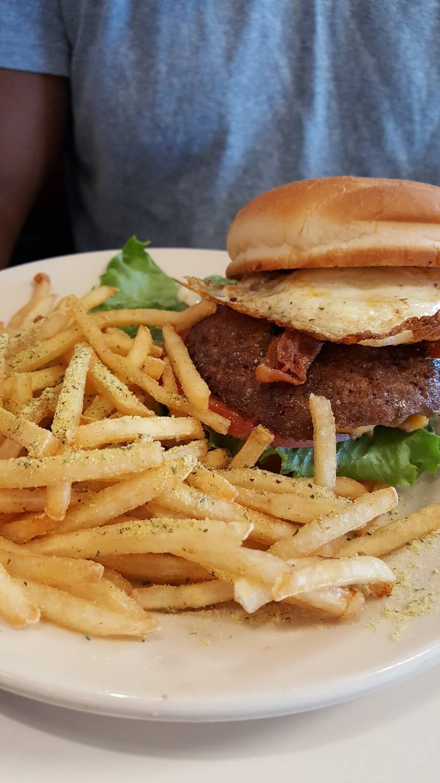 Steak n Shake | restaurant | 6231 US-6, Portage, IN 46368, USA | 2197620545 OR +1 219-762-0545