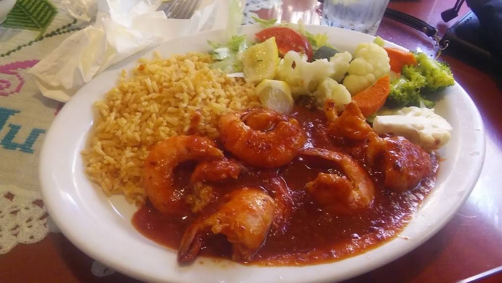 El Bajio - Restaurant | 3704 W Shields Ave, Fresno, CA 93722, USA