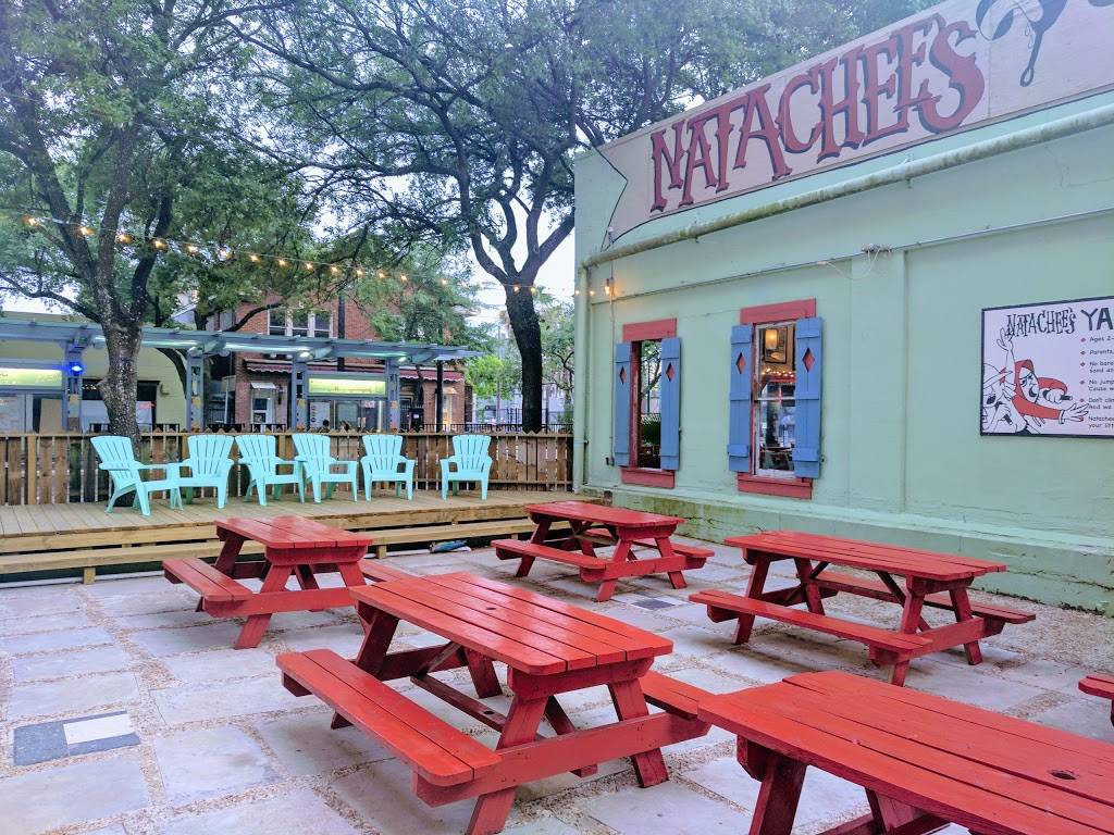 Natachees Supper n Punch | restaurant | 3622 Main St, Houston, TX 77002, USA | 7135247203 OR +1 713-524-7203
