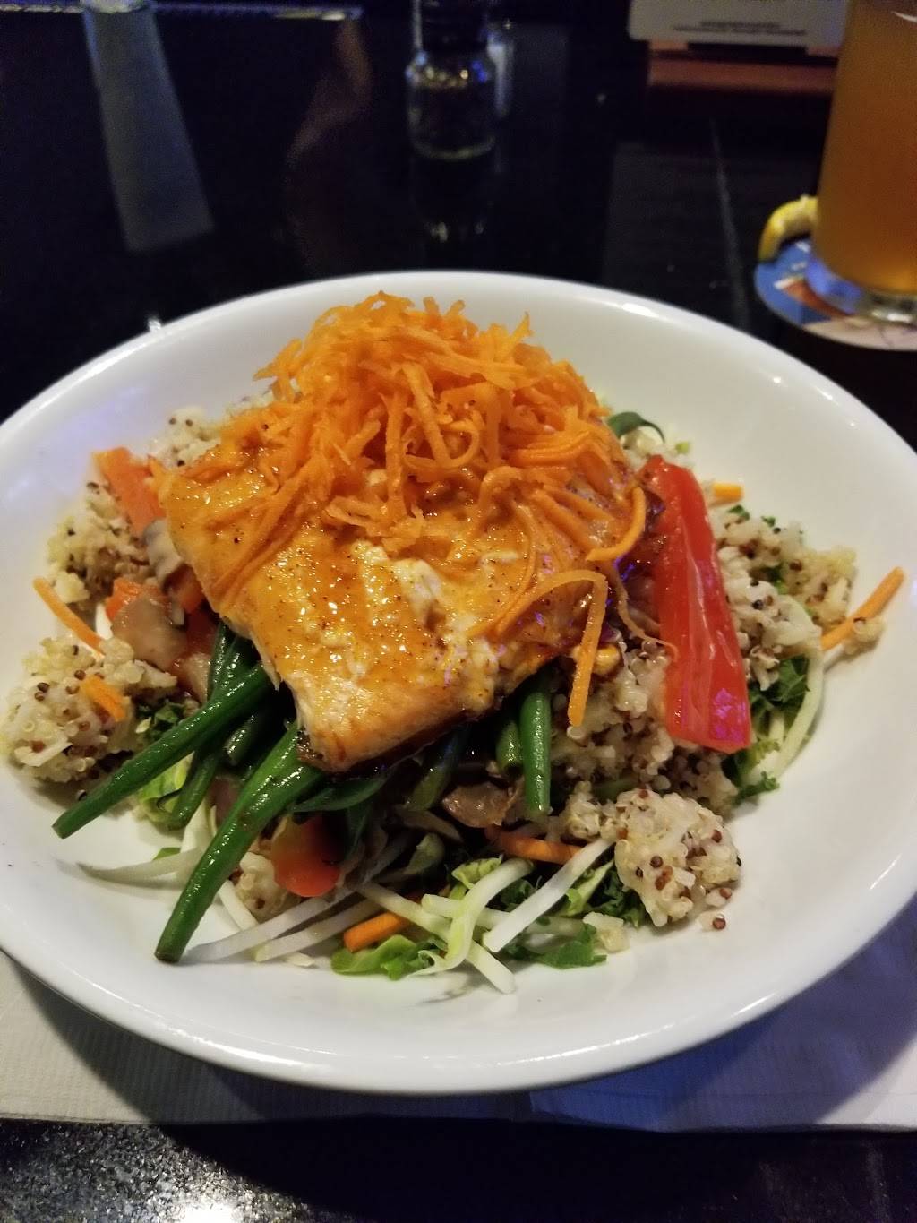 Recovery Sports Grill Restaurant 5270 Willow Pl, Verona, NY 13478, USA