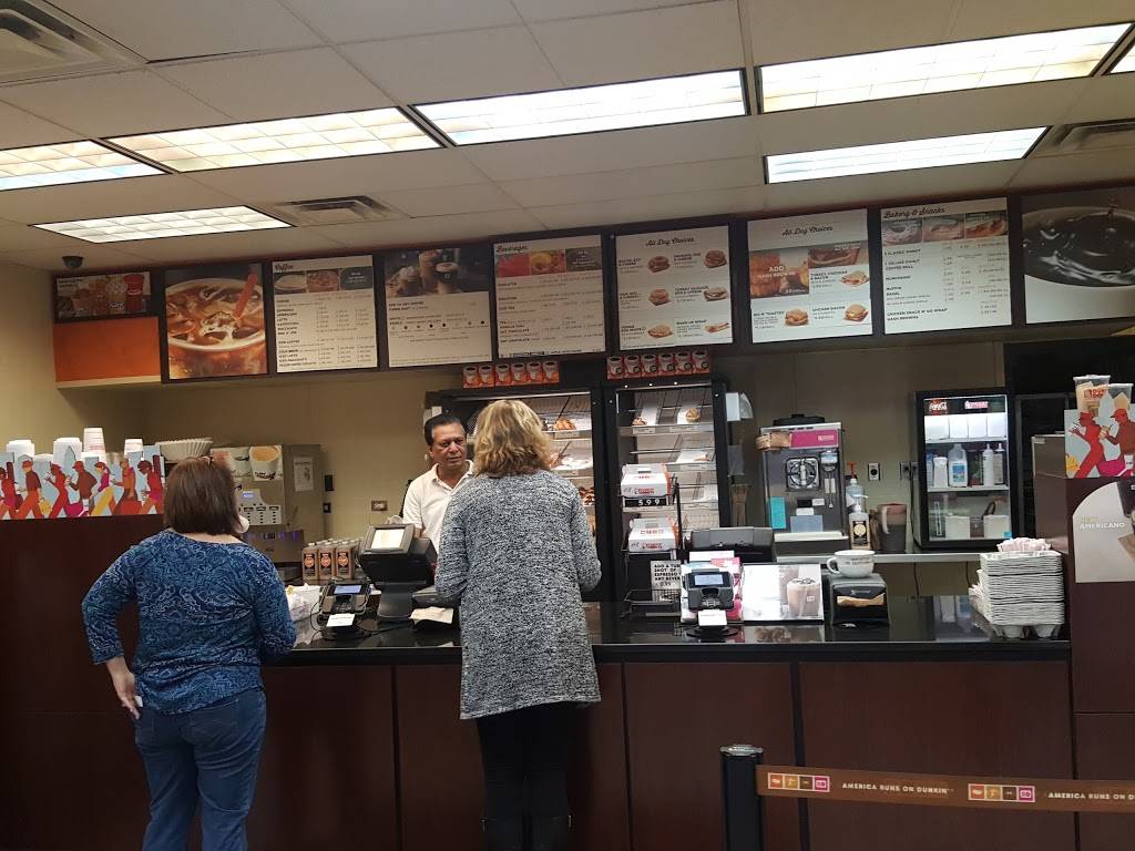 Dunkin | cafe | 1327 McKennans Church Rd, Wilmington, DE 19808, USA | 3029999551 OR +1 302-999-9551