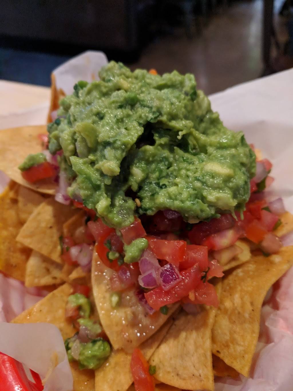 Underdogs Too | restaurant | 3600 Taraval, San Francisco, CA 94116, USA | 4157598112 OR +1 415-759-8112