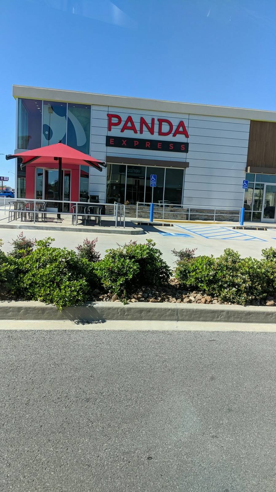 Panda Express | restaurant | 4531 Ambassador Caffery Pkwy, Lafayette, LA 70508, USA | 3372732868 OR +1 337-273-2868